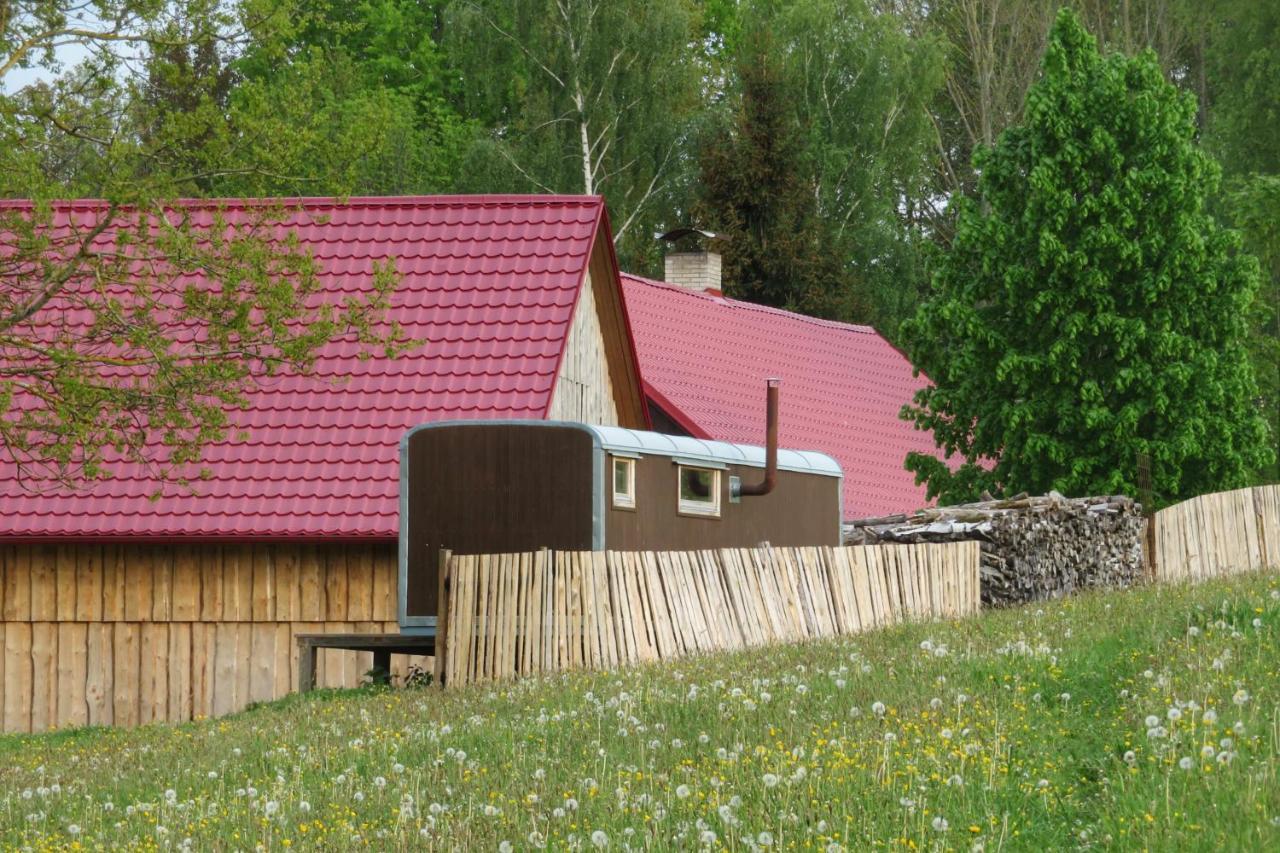 Maringotka Na Samote Na Kozi Farme Hotel Pobezovice Екстериор снимка